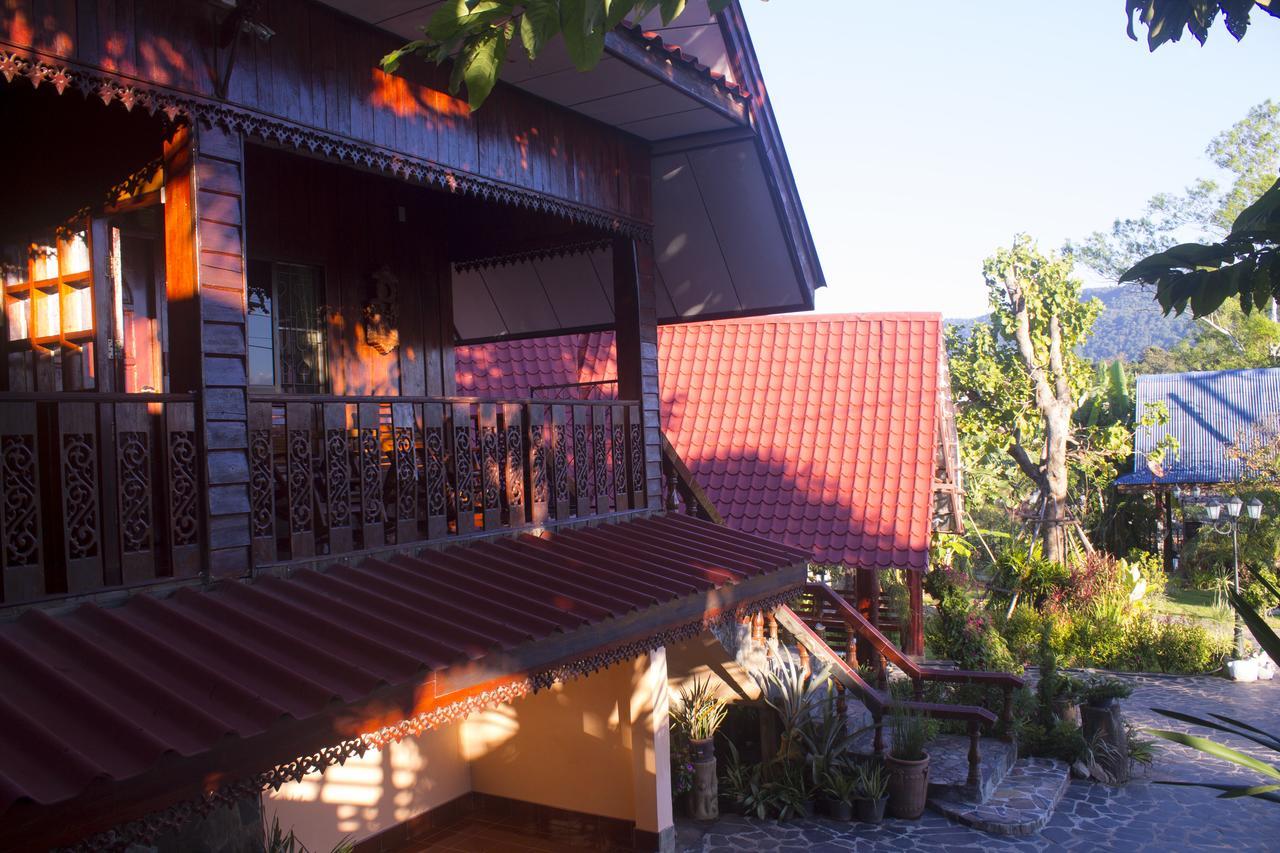 פו רואה Phuphet Hill Resort מראה חיצוני תמונה