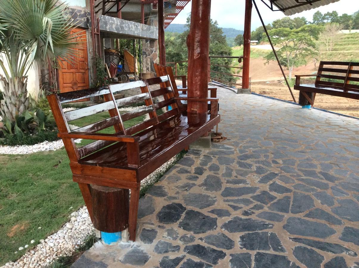 פו רואה Phuphet Hill Resort מראה חיצוני תמונה