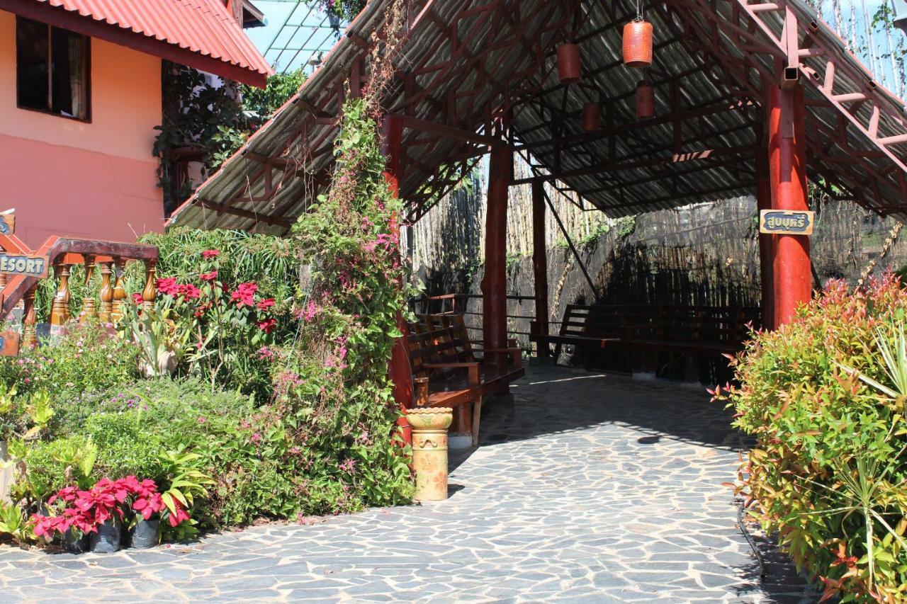 פו רואה Phuphet Hill Resort מראה חיצוני תמונה